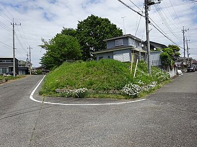 外観：全景　西から東