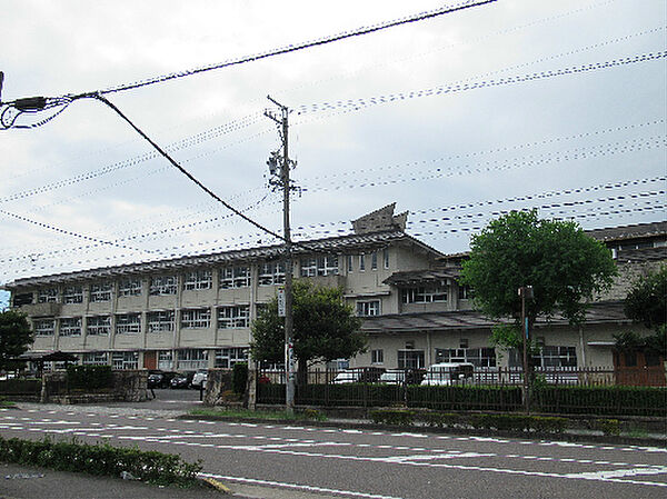 画像17:岐阜市立東長良中学校（2078m）