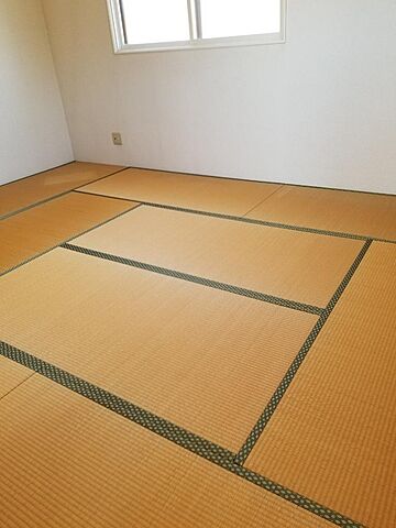 室内 むつ市川内町銀杏木67