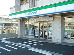 [周辺] ファミリーマートあすまや与野本町駅前店 356m