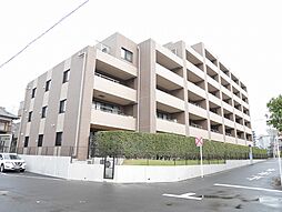 [外観] 東川口駅徒歩4分の閑静な高台に佇むマンションです