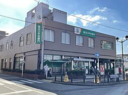 [周辺] 埼玉りそな銀行新狭山支店 徒歩11分。 830m