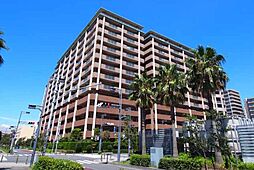 [外観] ★☆ラ・フィネス新浦安☆★　京葉線「新浦安」駅徒歩20分の立地　総戸数165世帯　2005年築のマンションです。　