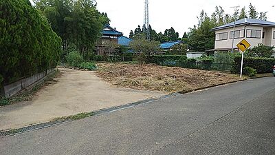 外観：東南方向より