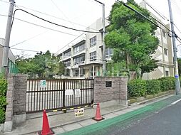 [周辺] 葛飾区立飯塚小学校 徒歩8分。 570m