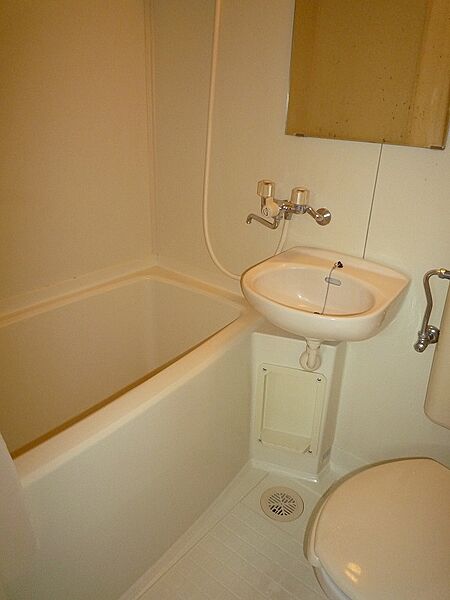 画像5:お風呂とトイレ