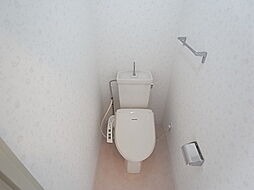 [トイレ] 清潔感のあるトイレです