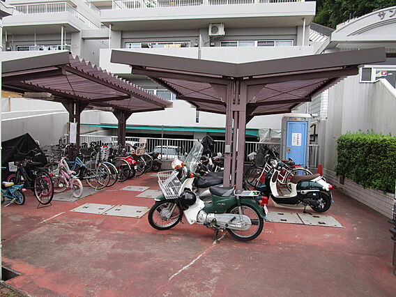 駐輪場