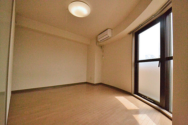 ベイステート安間 11階 | 千葉県船橋市宮本 賃貸マンション 居間