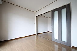 ロイヤルガーデン 310 4階3DKのリビング/ダイニング