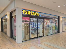 [周辺] TSUTAYA　La　vista新杉田店 徒歩12分。その他小売店 930m