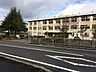 周辺：和田中学校 1300m