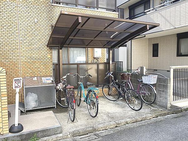 サニーヒル田辺 3階 | 神奈川県川崎市中原区新城 賃貸マンション 外観