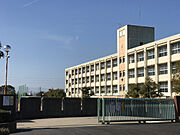 魚住東中学校　1926ｍ
