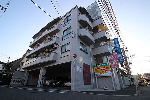 メゾンドール白島 ｜広島県広島市中区白島九軒町(賃貸マンション1DK・3階・27.00㎡)の写真 その1