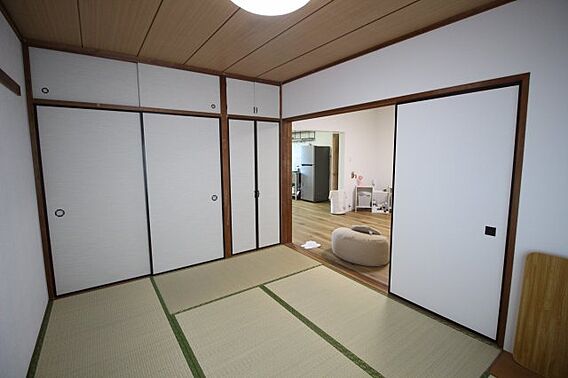 北側、南側の両...