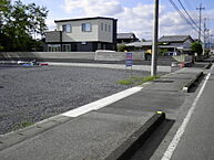 栃木県佐野市石塚町533-8：物件画像