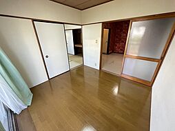 [寝室] 和室とキッチンは引き戸で繋がっています！