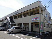 18世帯が集合する2階建てアパート
