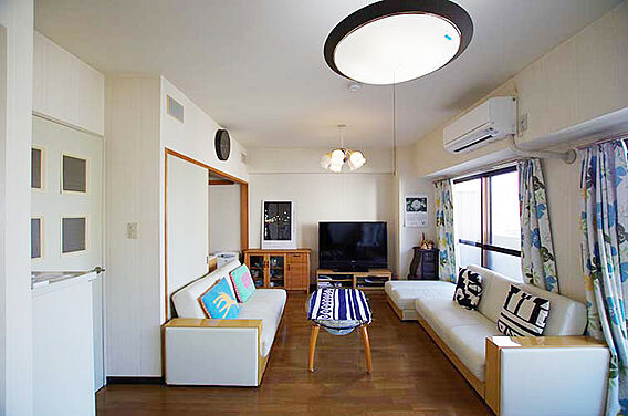 リビング/ダイ...