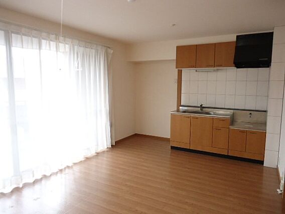 スプリームガーデン_内装_0