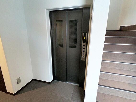 エレベーター付...