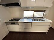 人気の食洗機付きの作業スペースも広いキッチン