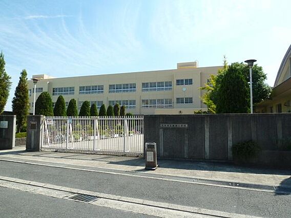 茨木市立穂積小...