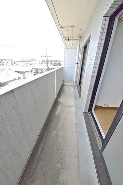 L-FLAT 1階 | 千葉県千葉市花見川区幕張本郷 賃貸マンション バルコニー