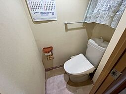 [トイレ] 浴室とトイレが分かれているので、水廻りをきれいに快適に保つことができます！
