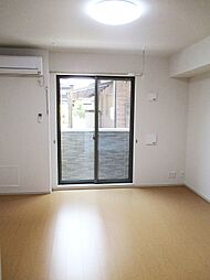 ソラーナ 1階ワンルームのリビング/ダイニング