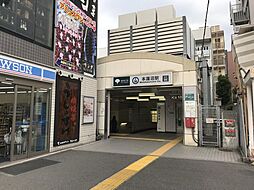 [周辺] 本蓮沼駅(都営地下鉄 三田線) 徒歩10分。 760m