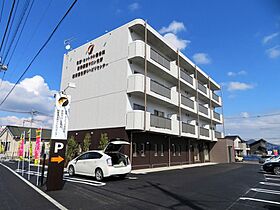 セントラルマンション 401 ｜ 栃木県佐野市浅沼町（賃貸マンション2LDK・4階・53.53㎡） その1