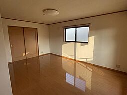 ベルクルーレ 301 3階2LDKのリビング/ダイニング