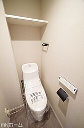 [トイレ] 温水洗浄便座付きのトイレです！設備は新品に交換済みですので気持ちよくお住まい頂けます！