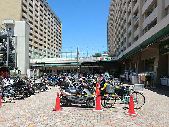 マルエツ井土ヶ...