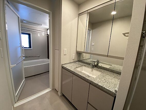 ゆったり身支度...