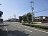 その他：松虫通に面しています。前面道路は歩道付きの公道広々約２５ｍです。