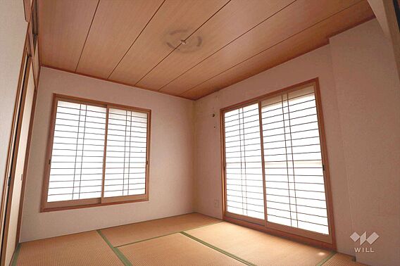 南東側の和室。...