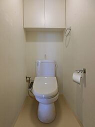 [トイレ] 温水洗浄便座付きのトイレ　・CGで作成したリフォームイメージです。