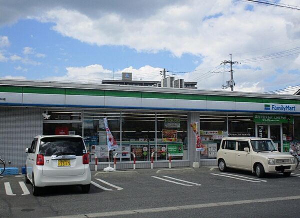 ファミリーマート岡山西川原一丁目店(コンビニ)まで473m