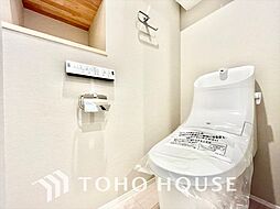 [トイレ] トイレも自分の時間をゆっくり過ごすスペースのひとつ。最新設備は嬉しい。
