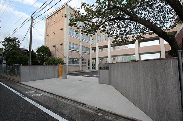 画像28:名古屋市立中根小学校 1082m