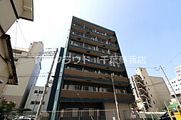 [外観] 千葉駅周辺でも住みやすい環境にあるマンションです！