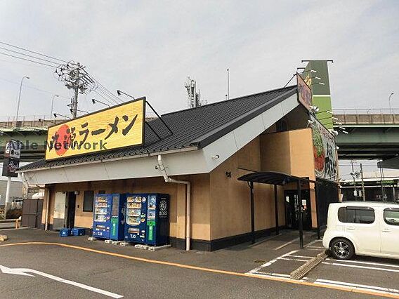 プチマノワール_周辺_2