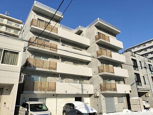 エルム北円山 ｜北海道札幌市中央区北六条西２０丁目(賃貸マンション1LDK・5階・37.58㎡)の写真 その1