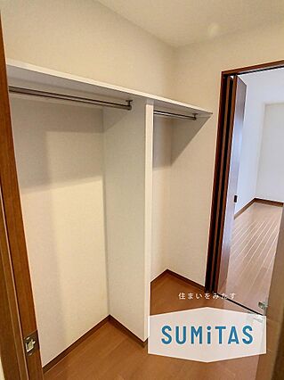 東洋室と脱衣場...