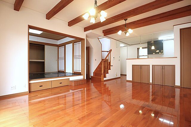 リビング/ダイニング 広島市安佐南区伴東2丁目