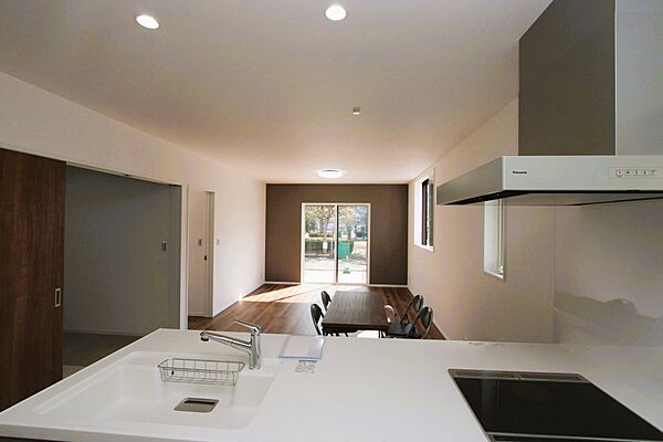 リビング/ダイニング