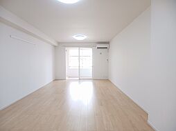 レイクI 102 1階1Kのリビング/ダイニング